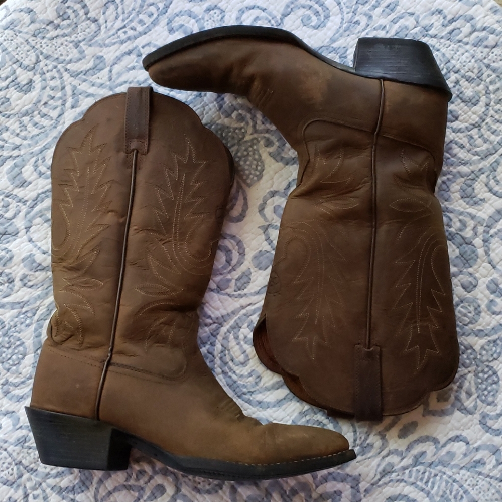 EUC Ariat Cowgirl Boots